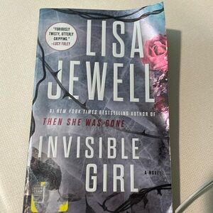 Invisible Girl - Paperback Novel
